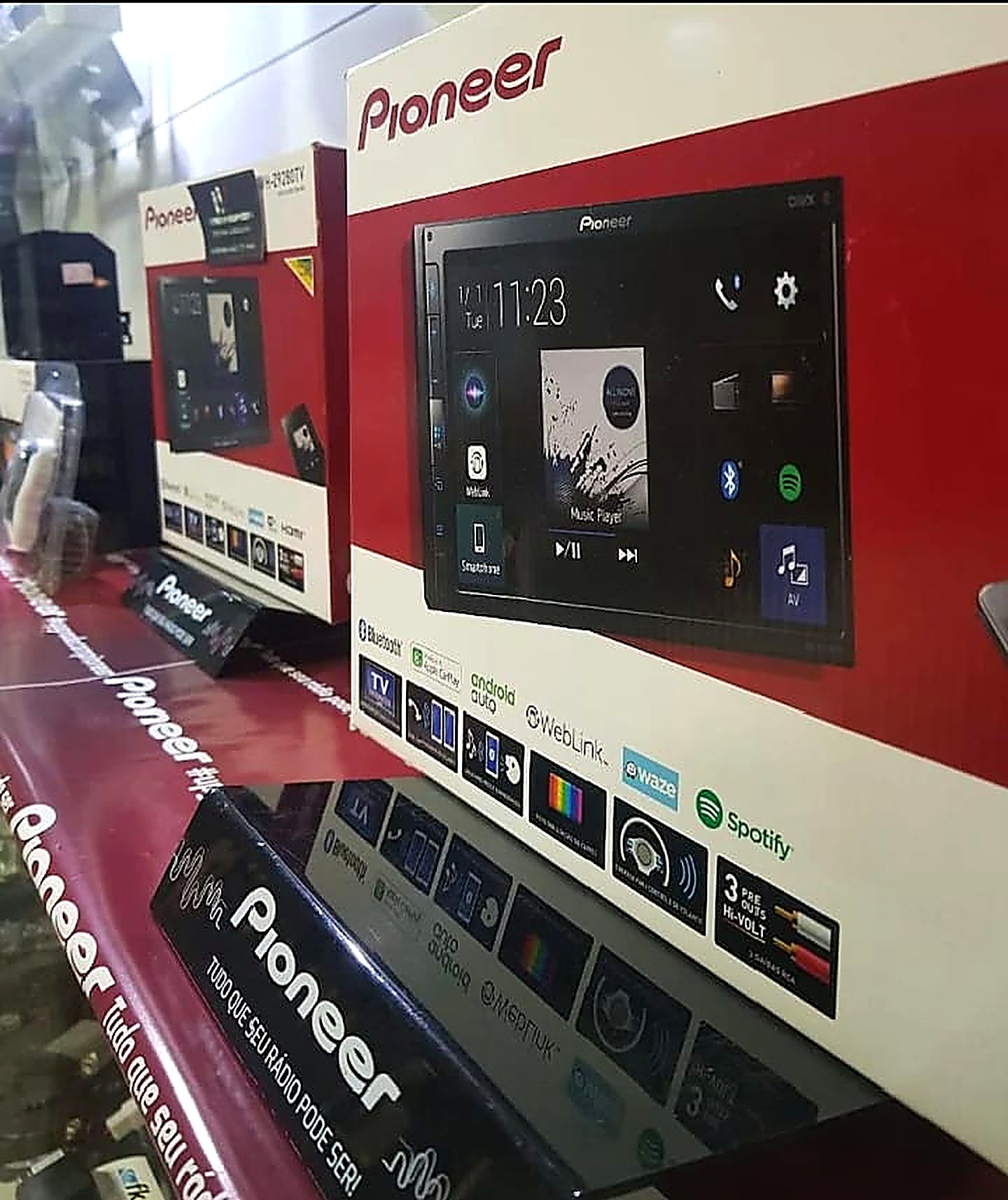 Aparelhos de som Pioneer disponíveis na loja